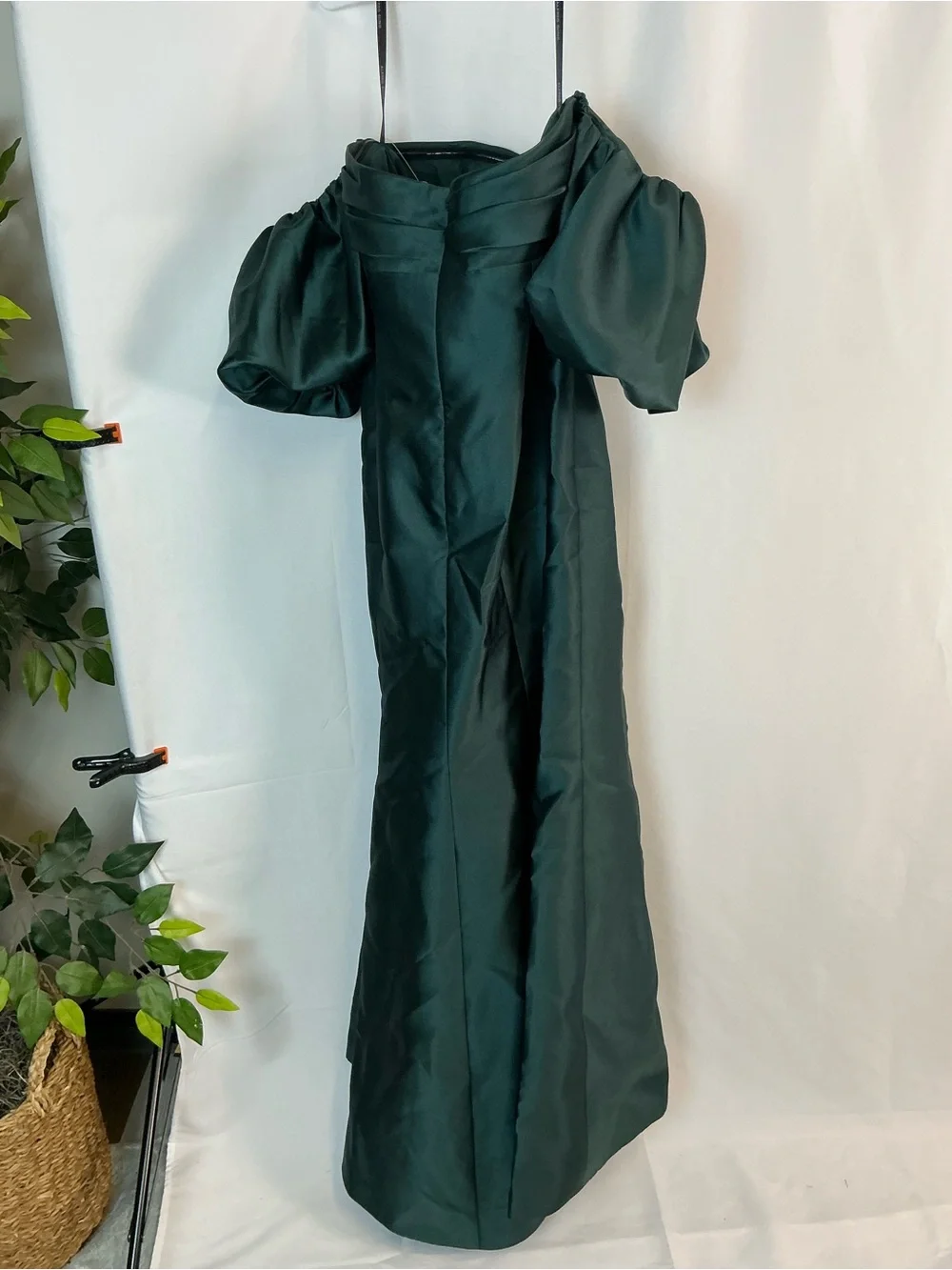 ALFRED SUNG Evergreen Off-the-Shoulder Puff Sleeve Satin Maxi Dress - Picture 8 of 8